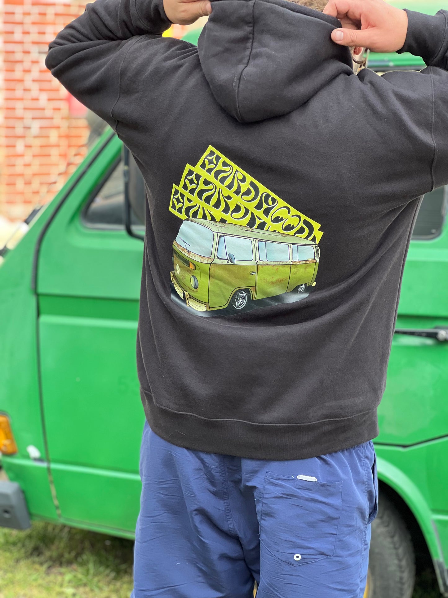 COMIC Bus Pullover